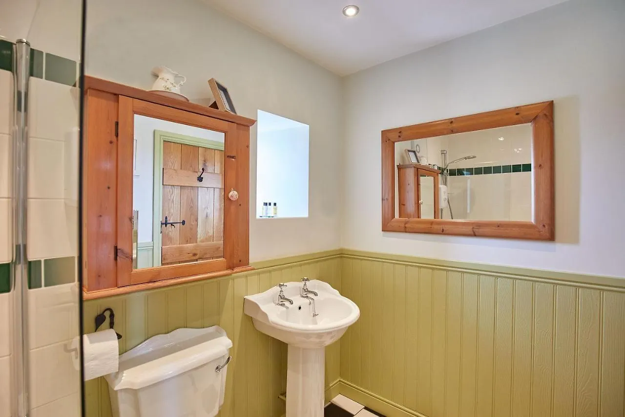 Host & Stay - The Hayloft Ilkley