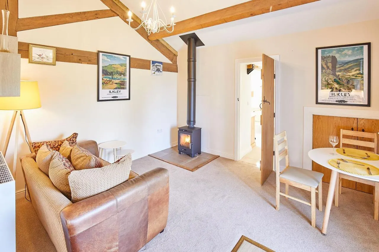 Host & Stay - The Hayloft Ilkley